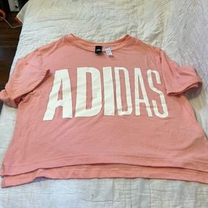 Like New Adidas Womens Peach Cropped Tee in Small